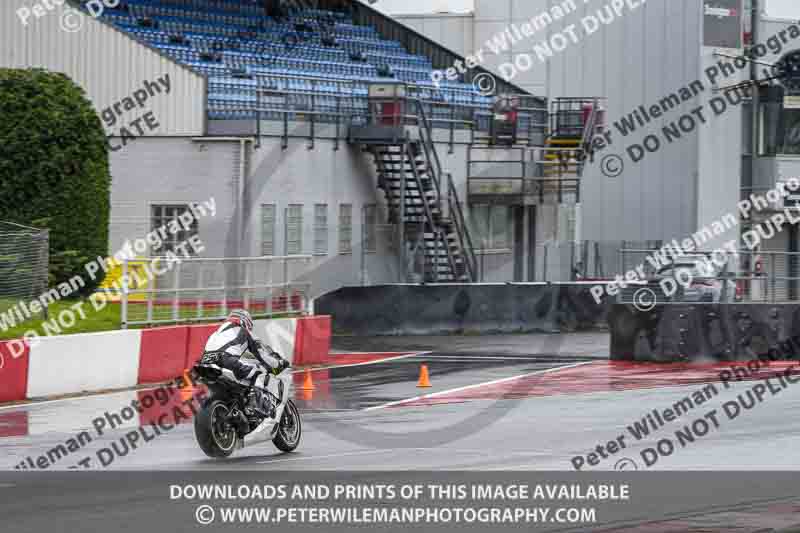 donington no limits trackday;donington park photographs;donington trackday photographs;no limits trackdays;peter wileman photography;trackday digital images;trackday photos